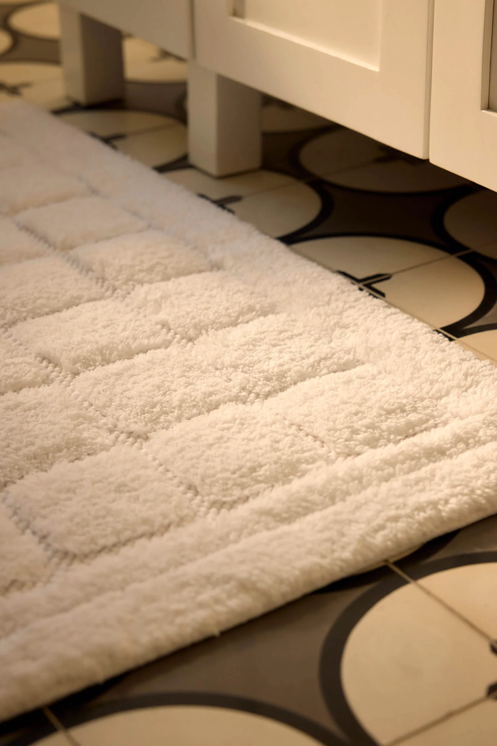 Grid Bath Mat - Image 9