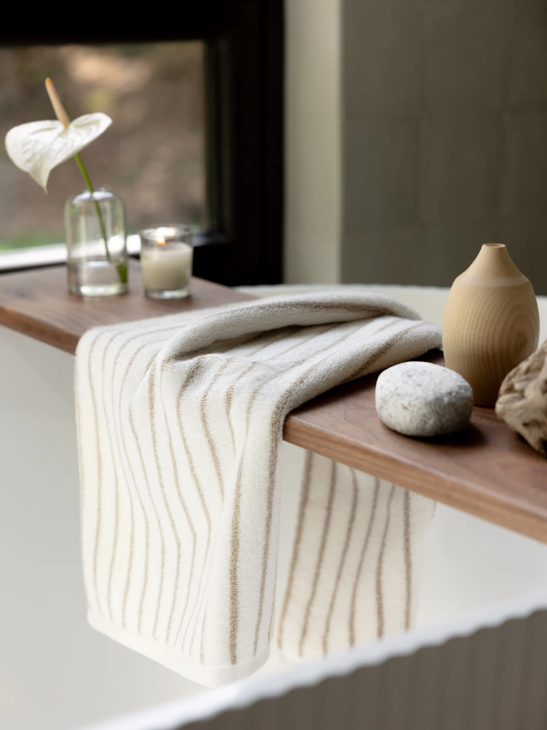Luxe Hand Towels - Image 40