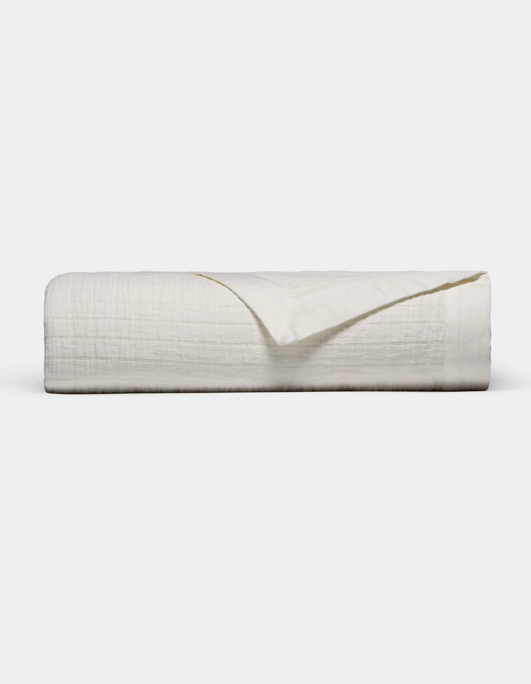 Waterfront Grid Matelasse Blanket - Image 10