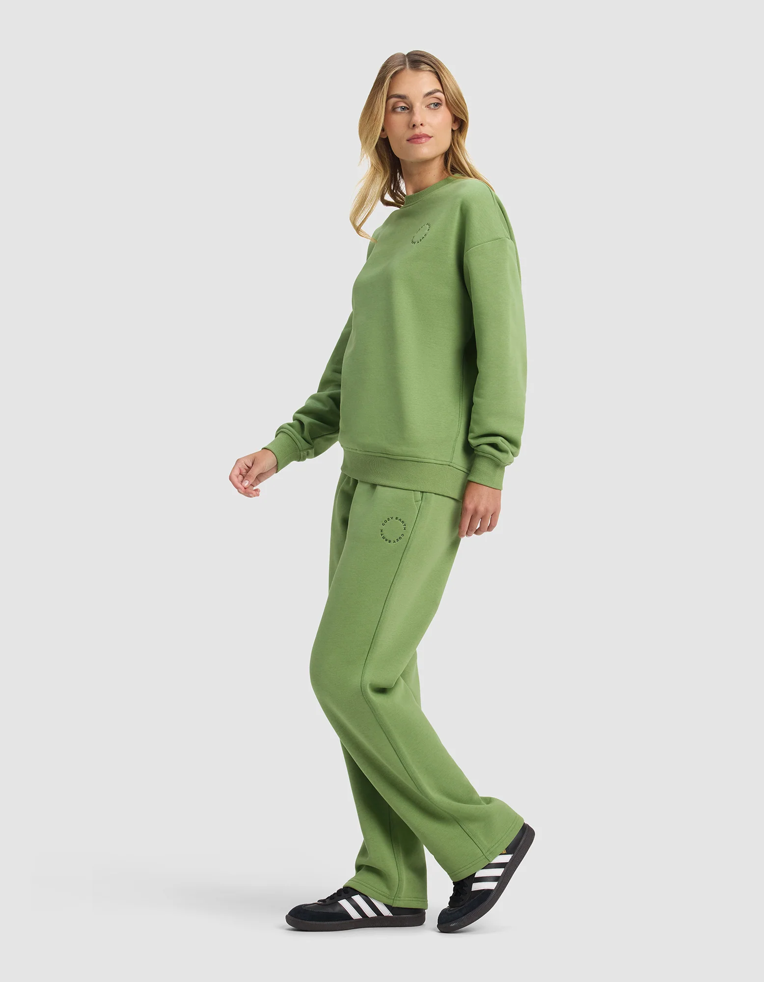 Women's Cityscape 2.0 Crewneck & Wide Leg Pant Set - Image 20