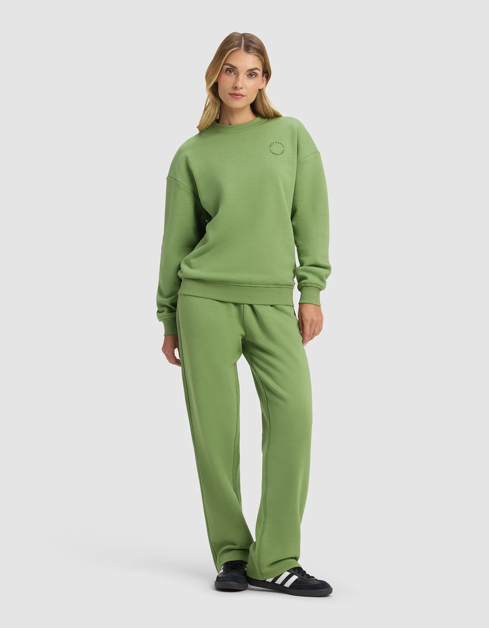 Women's Cityscape 2.0 Crewneck & Wide Leg Pant Set - Image 5